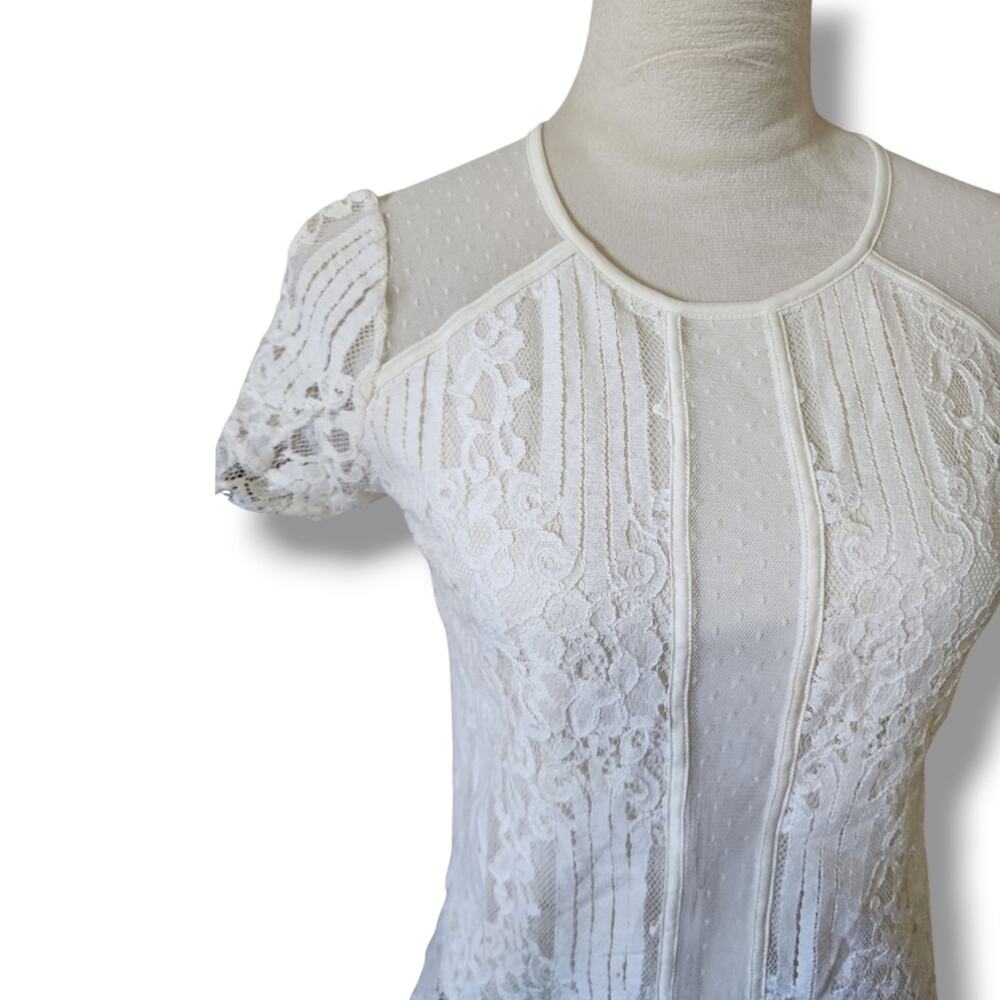 Express Lace Short Sleeve Blouse Late 2000s Y2K Keyhole Back - Picture 1 of 4